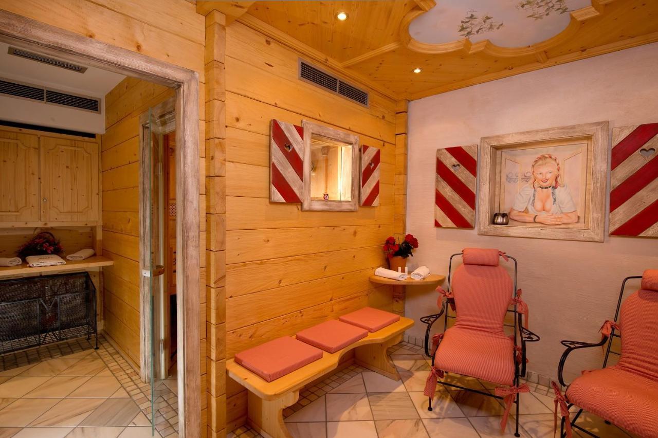 Hotel Garni Haus Tyrol Obertauern Eksteriør billede