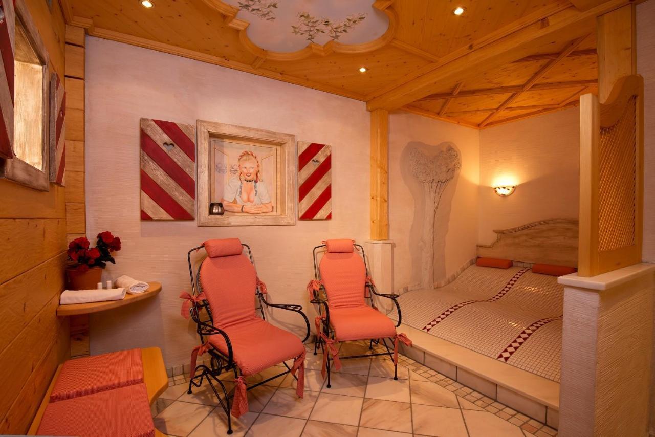 Hotel Garni Haus Tyrol Obertauern Eksteriør billede
