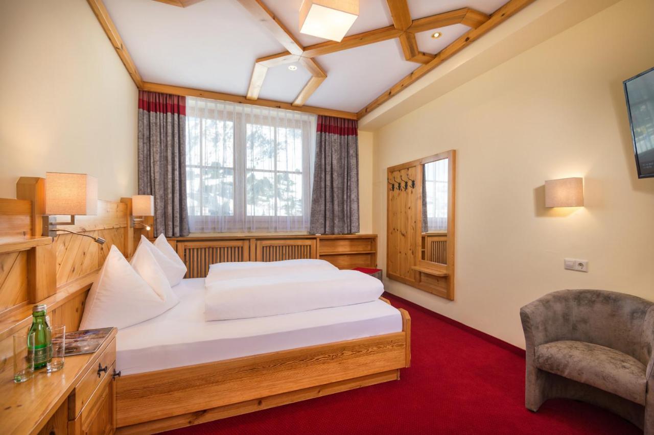 Hotel Garni Haus Tyrol Obertauern Eksteriør billede